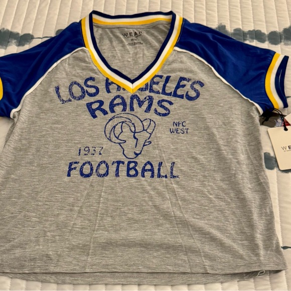 Rare NWT Women's WEAR by Erin Andrews Los Angeles Rams NFC West 1937 Jersey SZ M - Picture 1 of 7